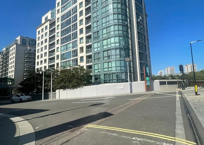 Home Away From Home - Flat In Paddington