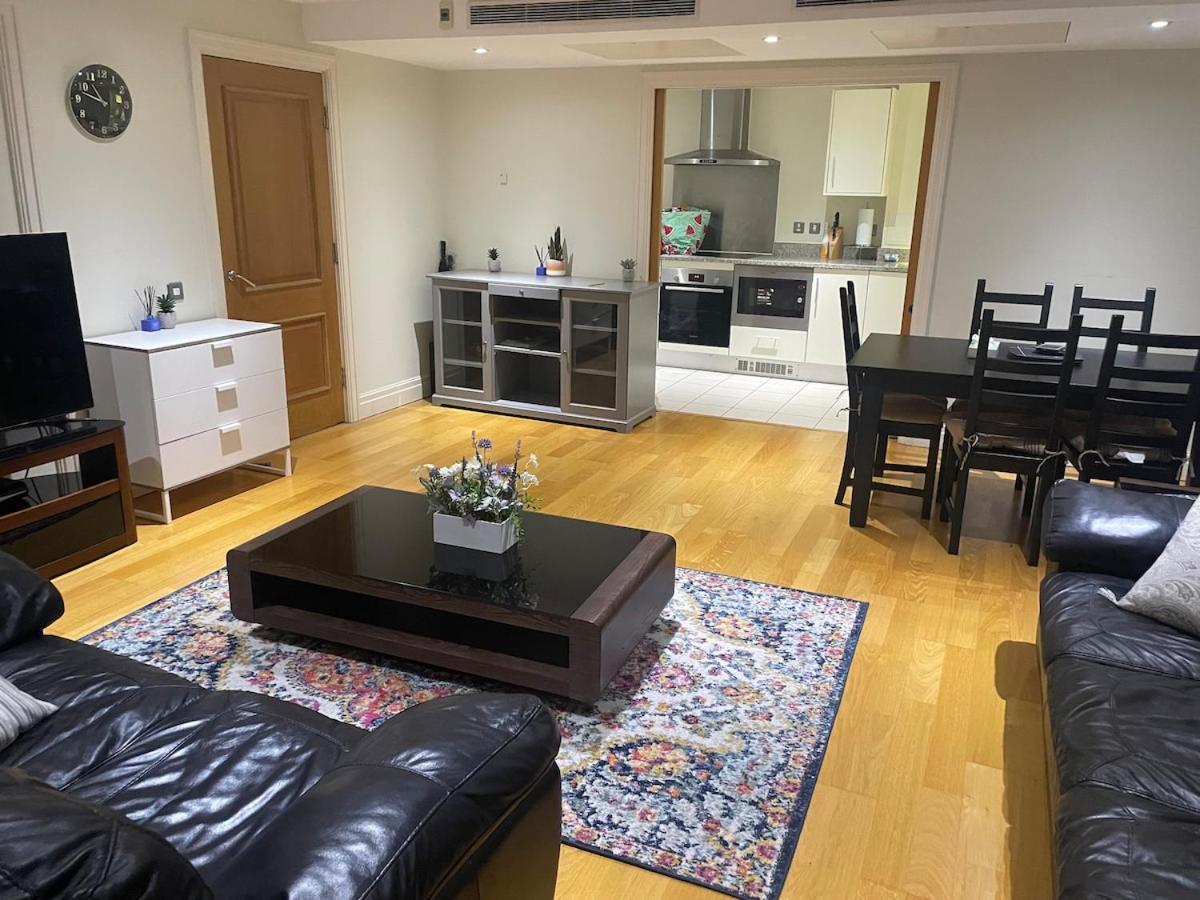 Away From - Flat In Paddington Londra