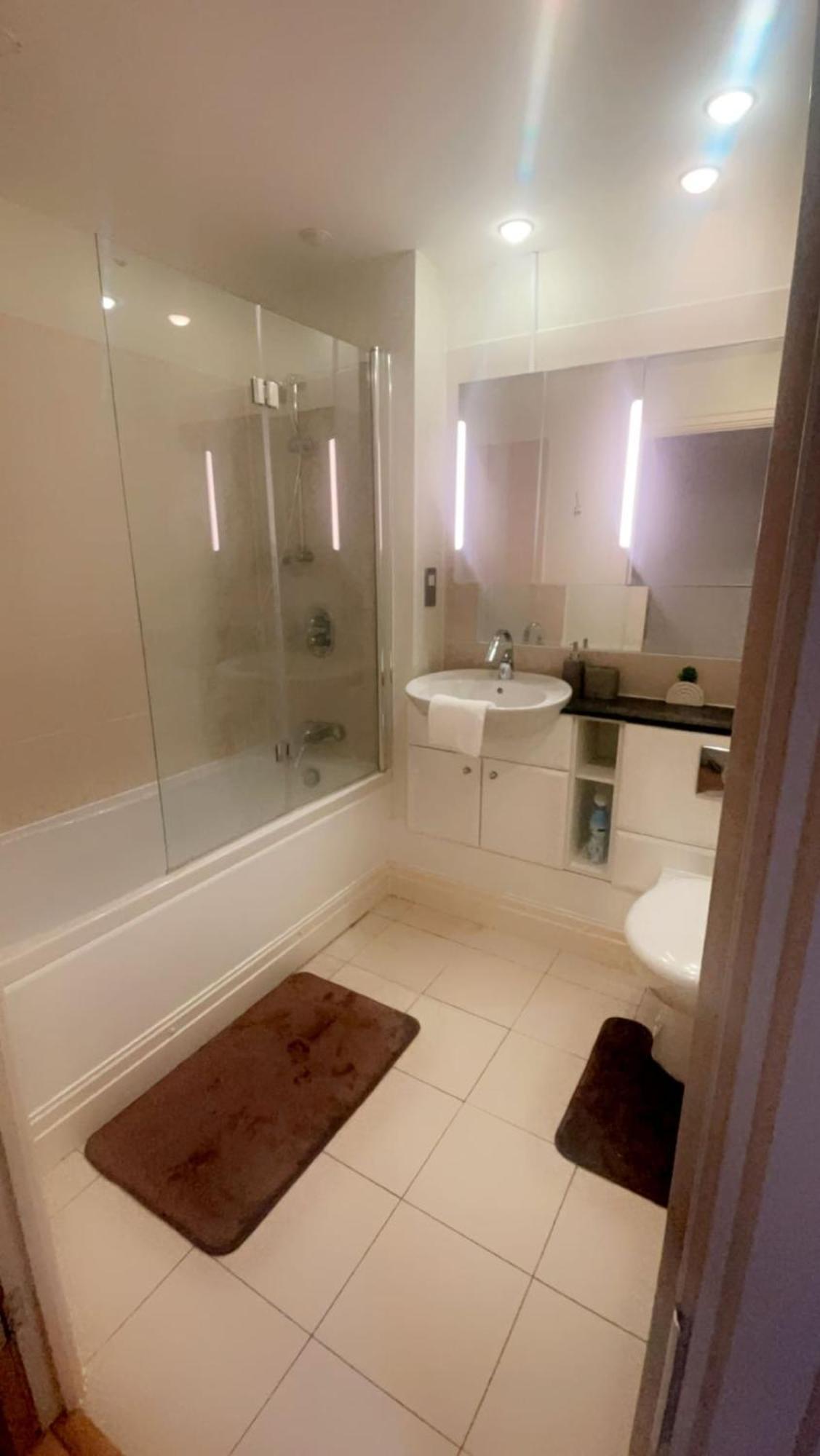 Appartamento Away From - Flat In Paddington Londra